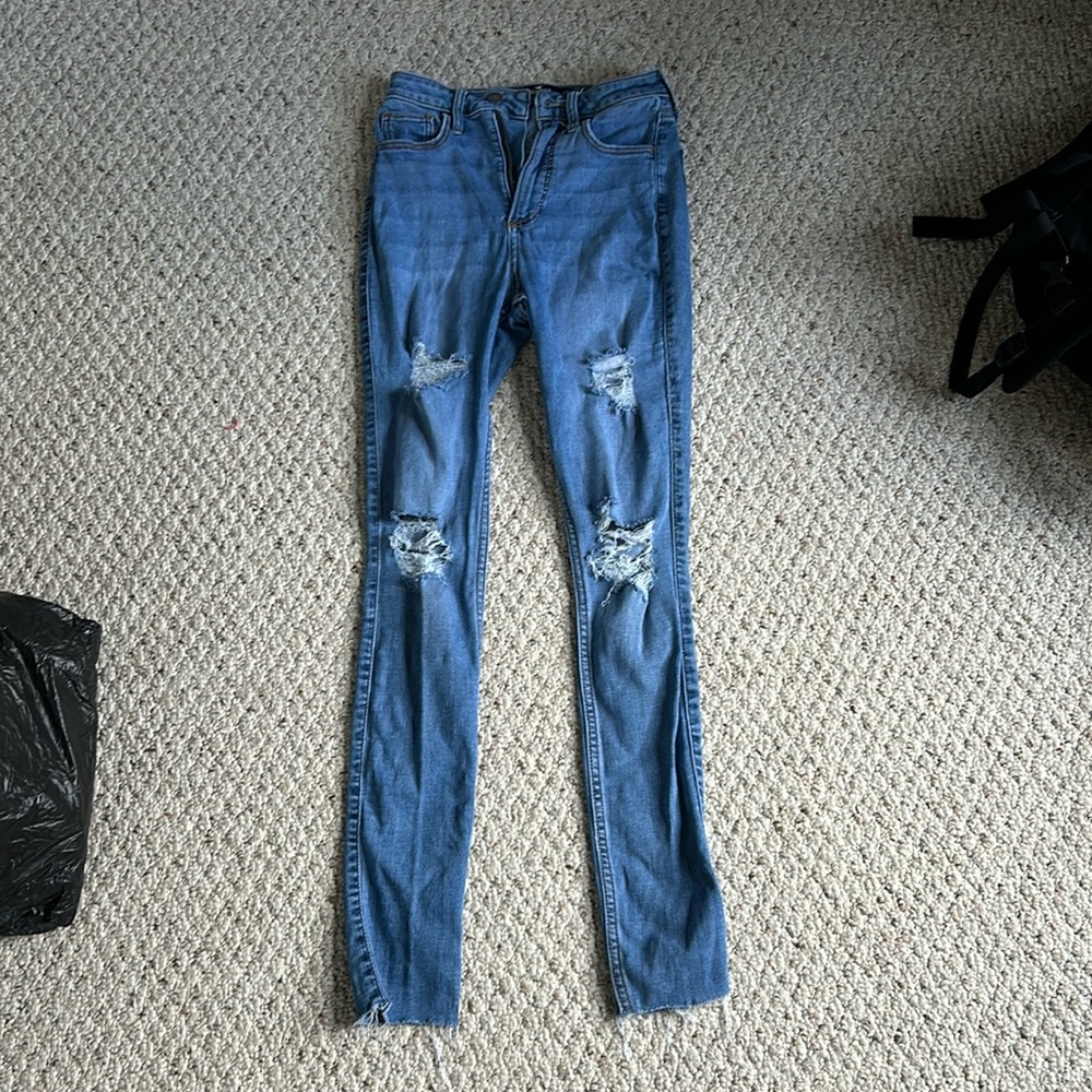 Hollister Ripped Skinny Jeans